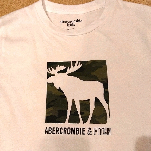 Abercrombie Kids Camo Pattern Logo Tee - Picture 2 of 3